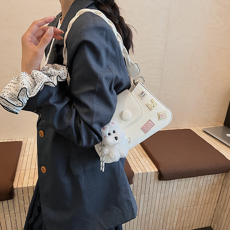 小众设计腋下包今年流行女包