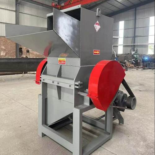 供应轮胎海绵破碎机汽车保险杠pp料油壶打碎机塑料瓶颗粒粉碎机