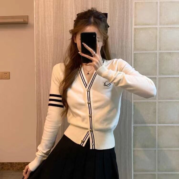 秋冬季新款韩版宽松显瘦V领拼色针织开衫女百搭毛衣外套上衣