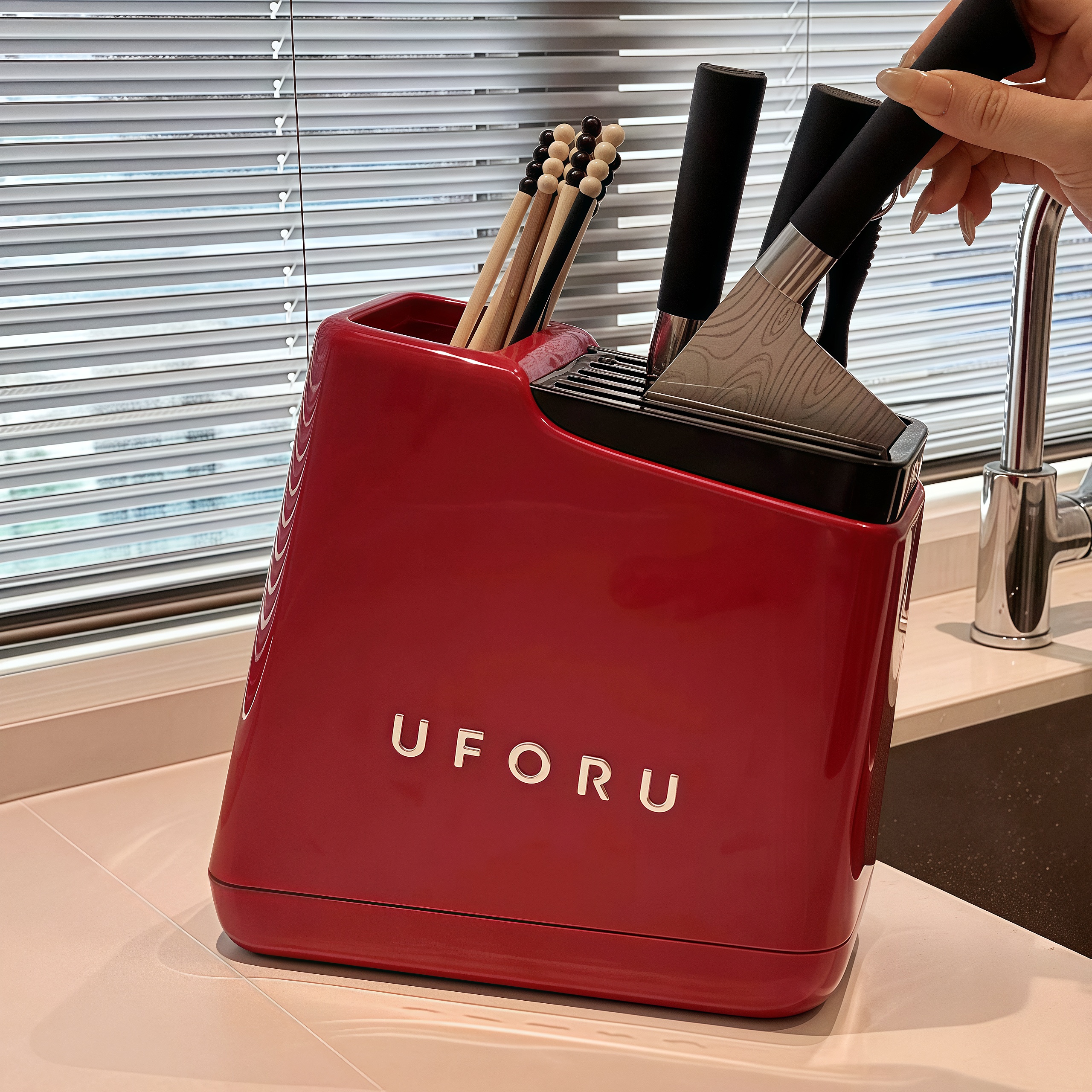 轻奢刀架置物架2025新款家用厨房台面多功能沥水防霉筷子筒收纳架