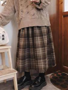 棕色格子半身裙日系秋冬学生a字加厚文艺复古中长款毛呢格子裙