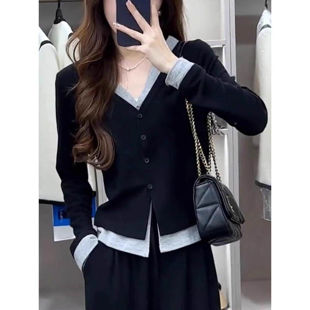 黑色假两件V领长袖T恤女春秋新款修身内搭打底衫显瘦针织开衫上衣