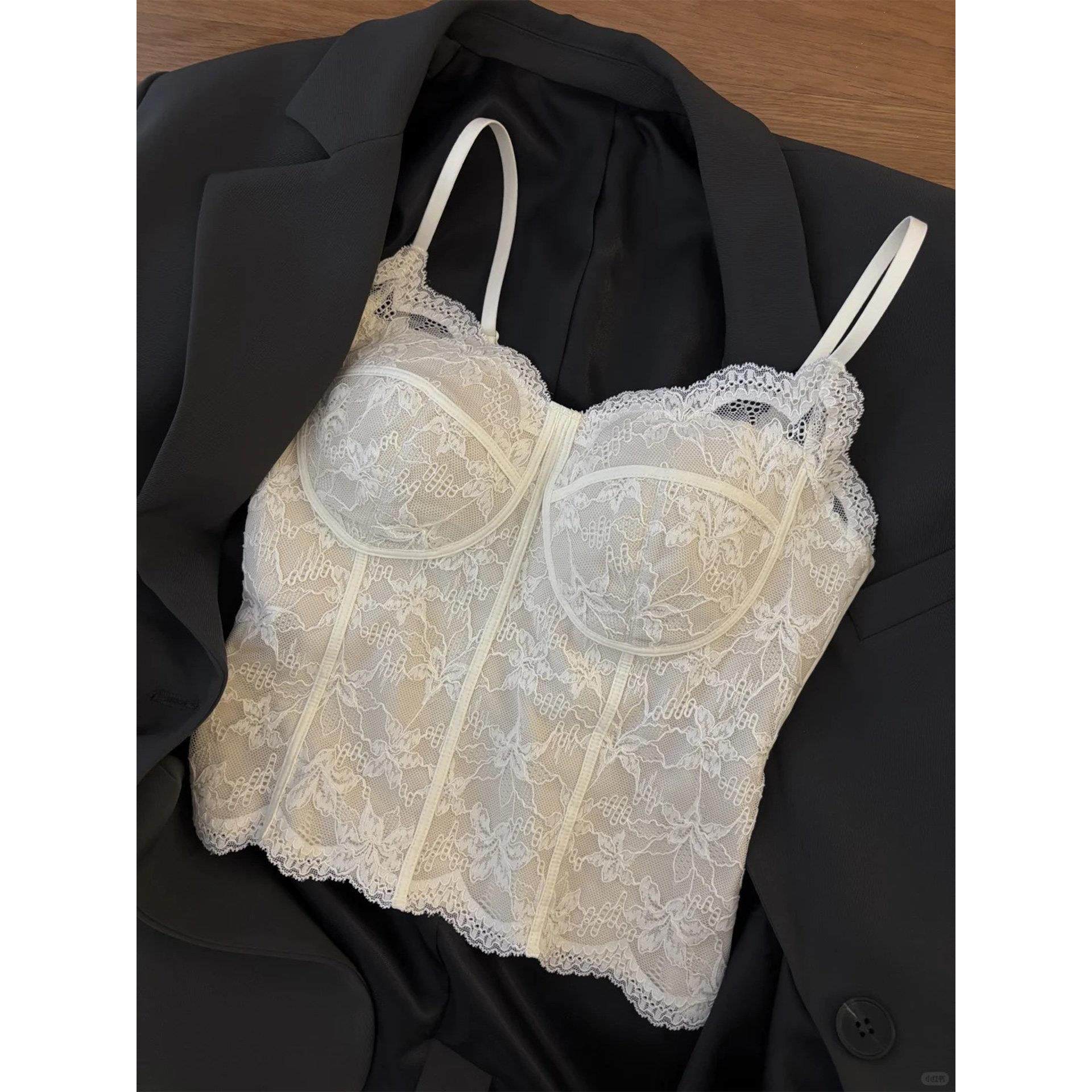 加绒蕾丝吊带背心女带胸垫法式马甲线鱼骨胸衣保暖背心西装内搭