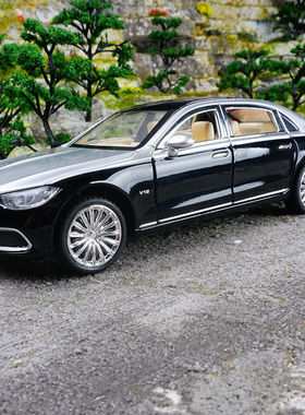 新豪迪1:24奔弛迈芭赫S680声光回力车儿童玩具摆件仿真合金车模型