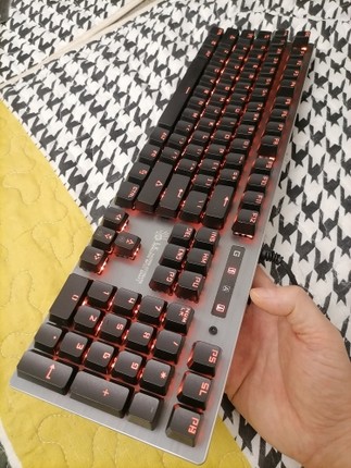 双飞燕二手血手幽灵F100QLK光轴血手网咖电竞游戏专用机械键盘LOL