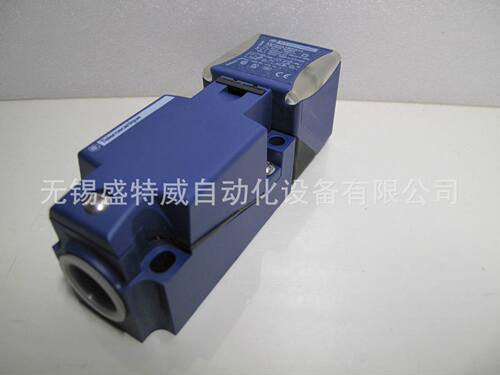 原装正品 XS8C4A1MPN12 施耐德接近传感器