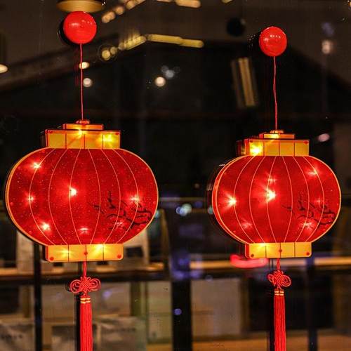 蛇年过年客厅布置挂饰