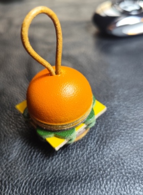 手工皮具挂件真皮包挂件高级感汉堡