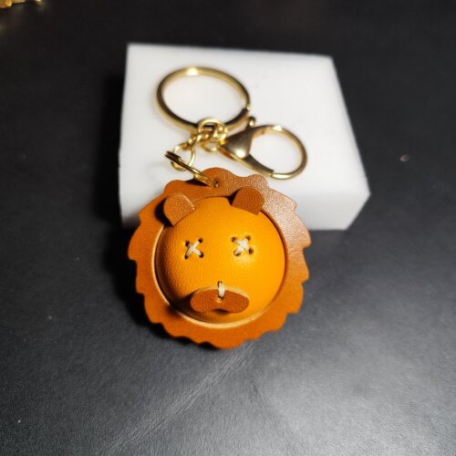 DIY小狮子北欧手工包挂饰牛皮包挂件车内挂饰手帐书签狮子头