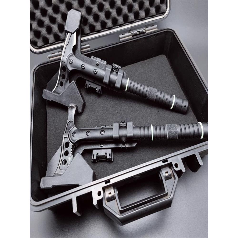 德国户外战术斧头营地手斧露营斧工兵斧劈柴消防应急多功能斧子