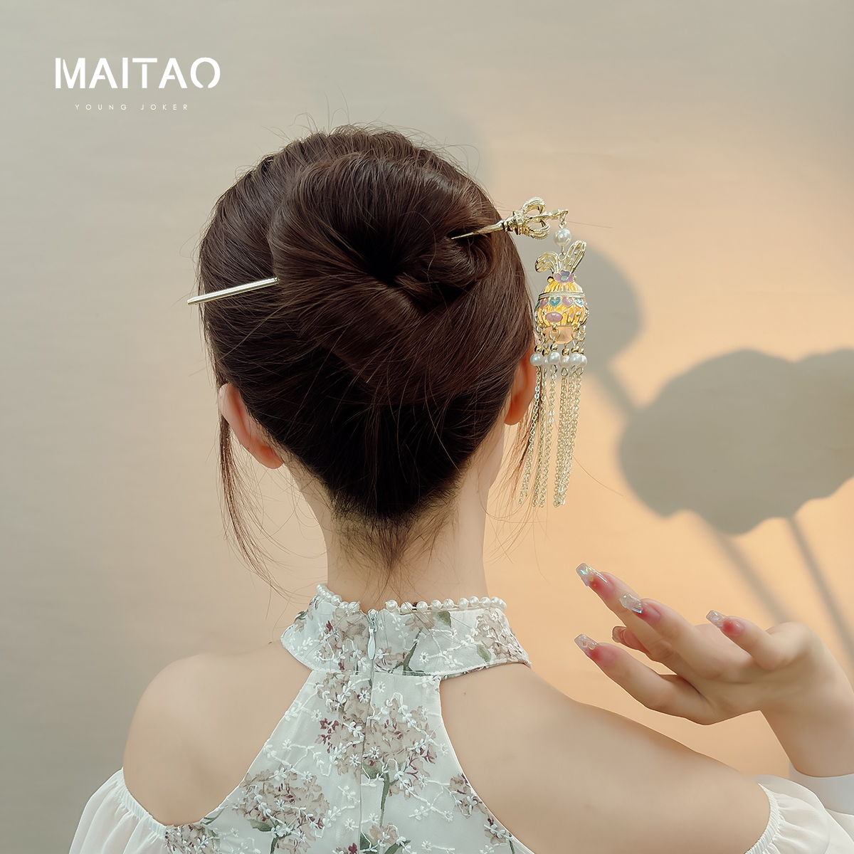 会发光的新中式小兔宫灯发簪