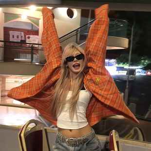 美式橙色格子长袖衬衫女秋冬新款复古慵懒风宽松防晒衬衣休闲外套