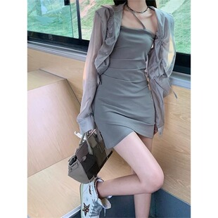 港风气质包臀裙甜辣风吊带连衣裙2025春夏修身薄款防晒开衫两件套