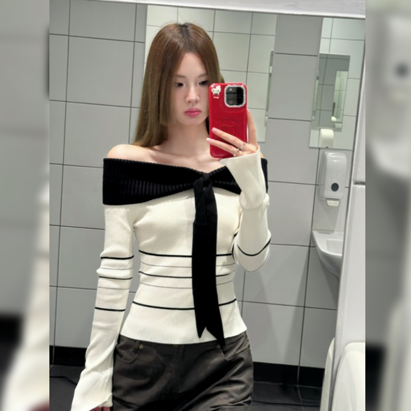 黑白撞色条纹一字肩针织衫女上衣