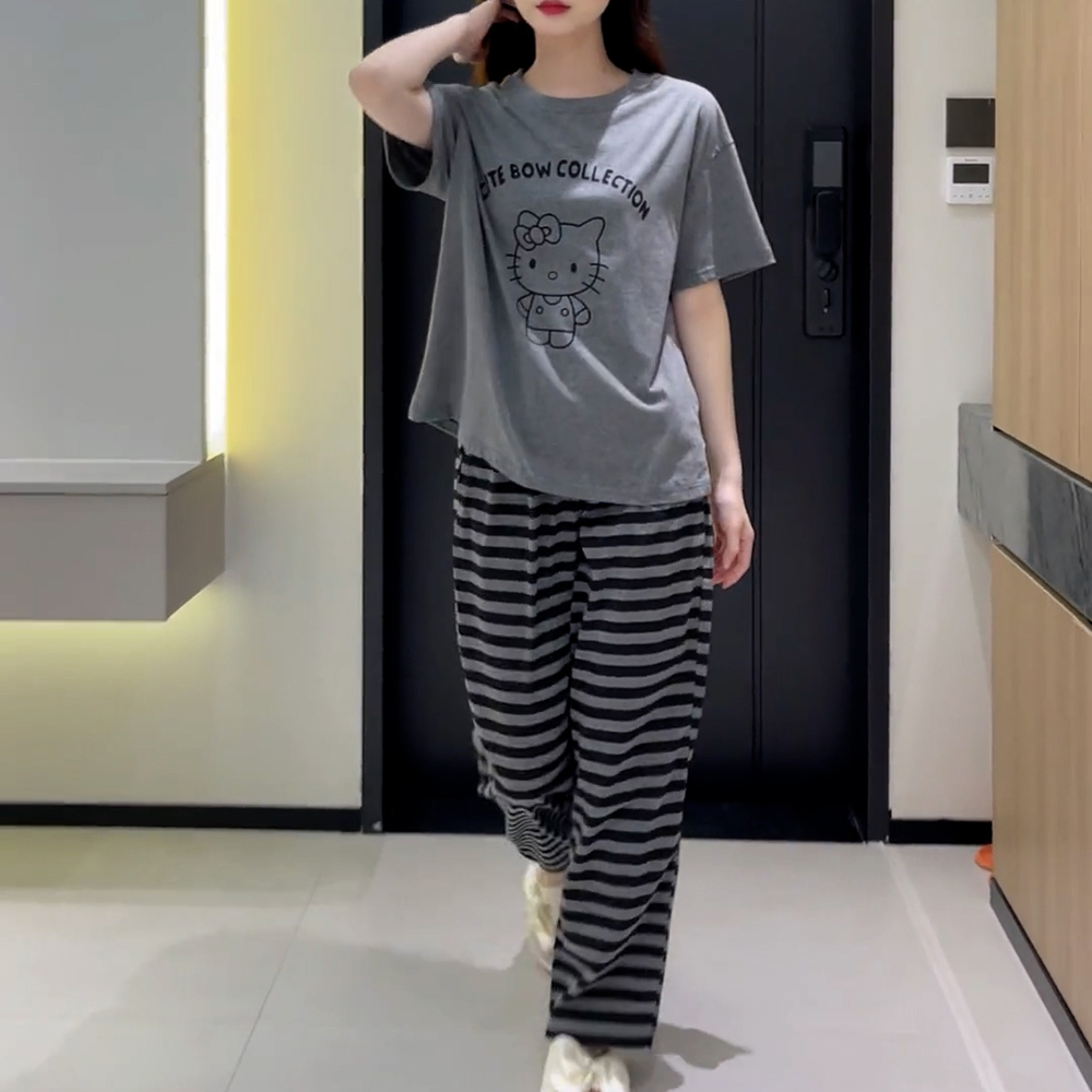 新款带胸垫卡通短袖睡衣套装