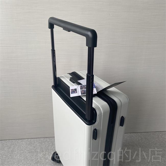 新款本日轮简约众款行李小箱宽版个性大拉杆静音旅行箱海关锁密码