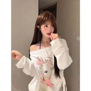慵懒设计宽松白色上衣 斜肩可爱猫咪印花辣妹长袖 T恤夏季 新款 罩衫