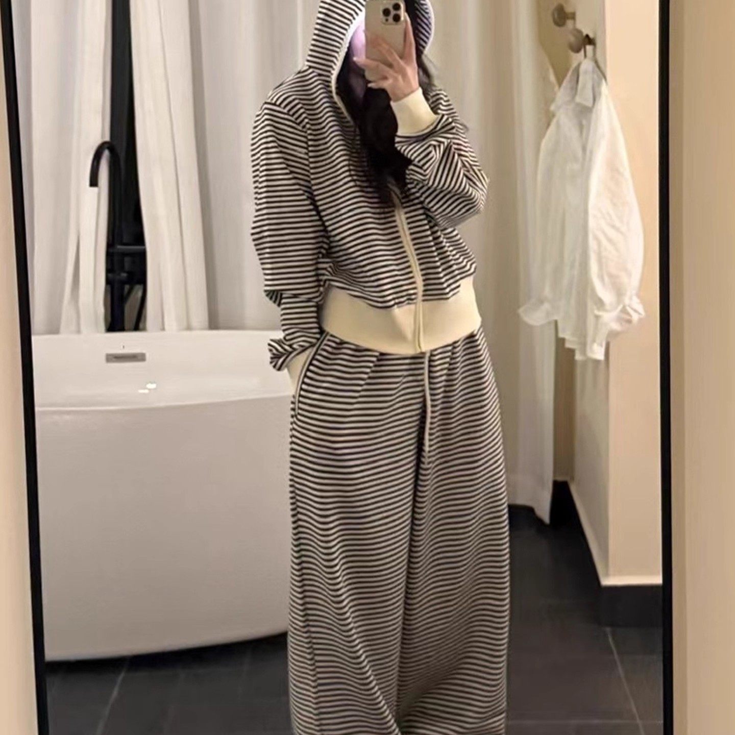 秋装慵懒风休闲运动套装女高级感宽松条纹连帽卫衣外套阔腿拖地裤,女装/女士精品,休闲裤,淘宝优惠券,粉丝福利购,淘宝优惠卷