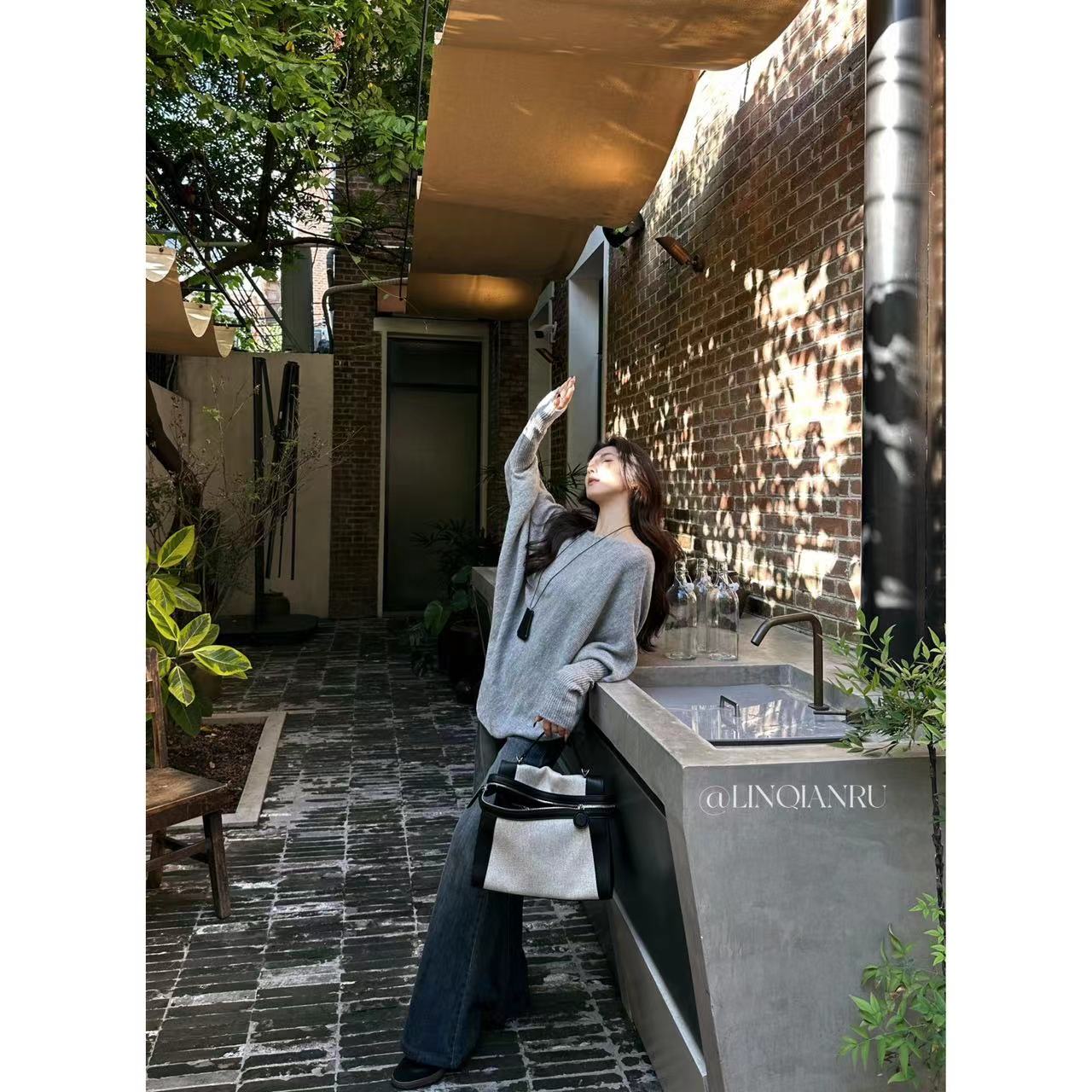 林千入设计感绝美纯色长袖上衣女初秋新款小众宽松显瘦毛针织衫女