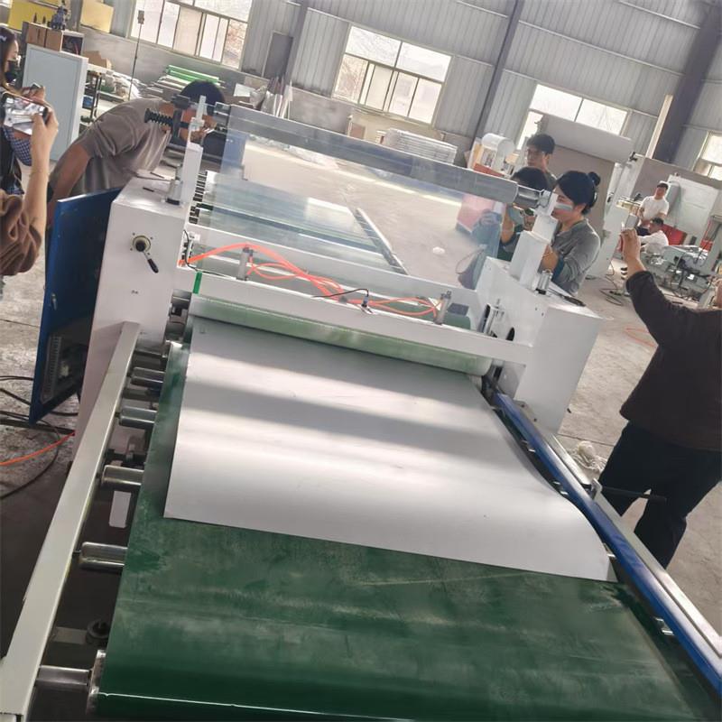 晶钢门板保护膜平贴机 不锈钢板贴膜机 实木涂装板UV高光板覆膜机