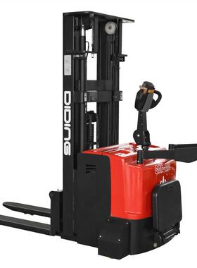 全电动堆高车2米吨三门架45米5.米站驾式垛升MWR降堆叉车5站人踏