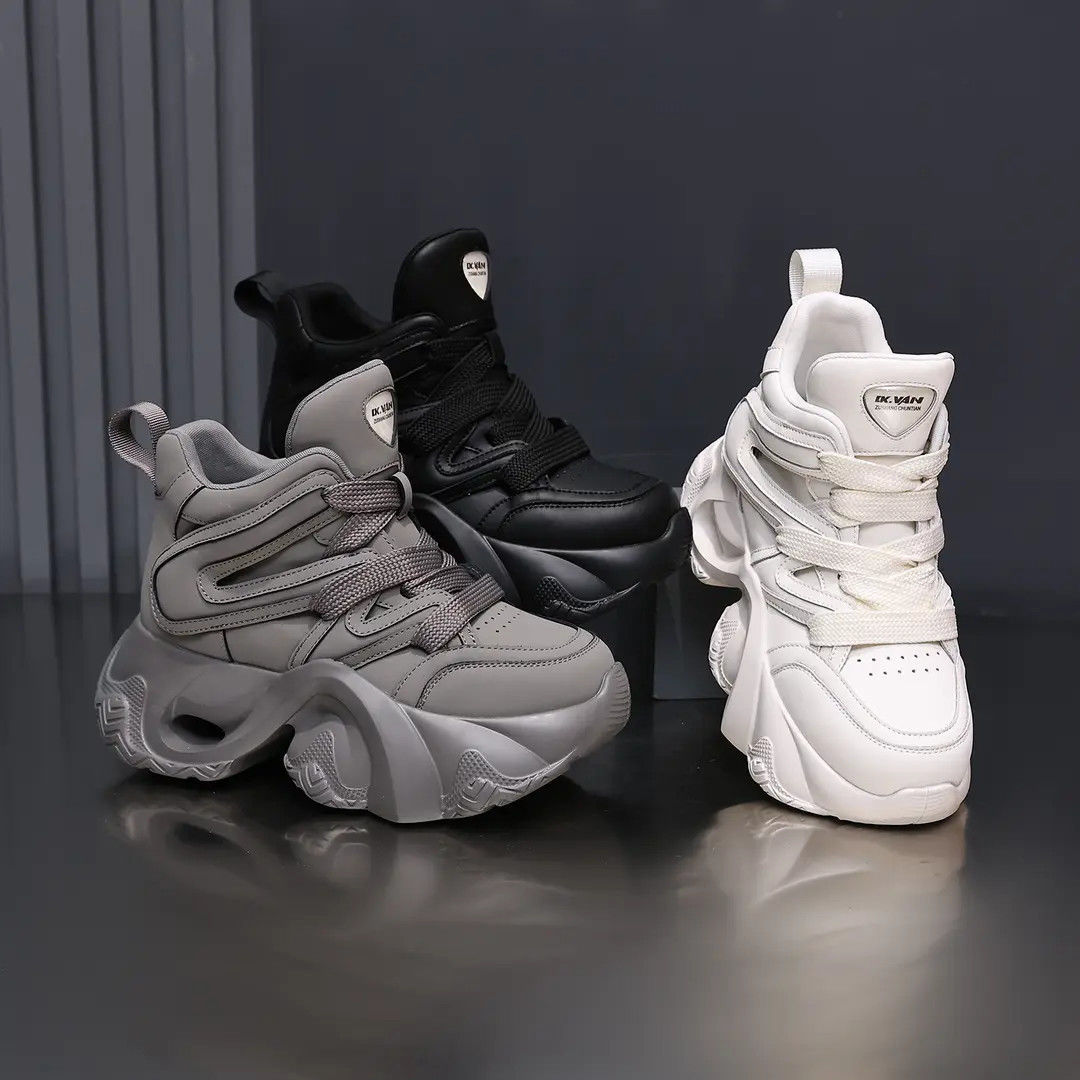 2025年超火秋季新款百搭休闲女增高网红松糕厚底真皮老爹鞋潮鞋