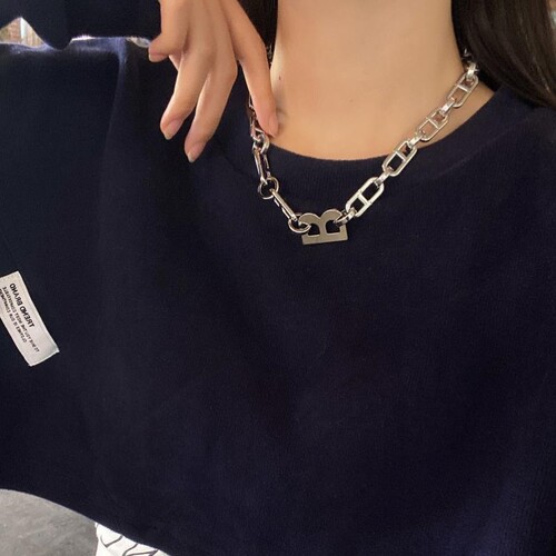 钛钢不掉色项链女字母B网红个性夸张choker颈链项圈锁骨链毛衣链