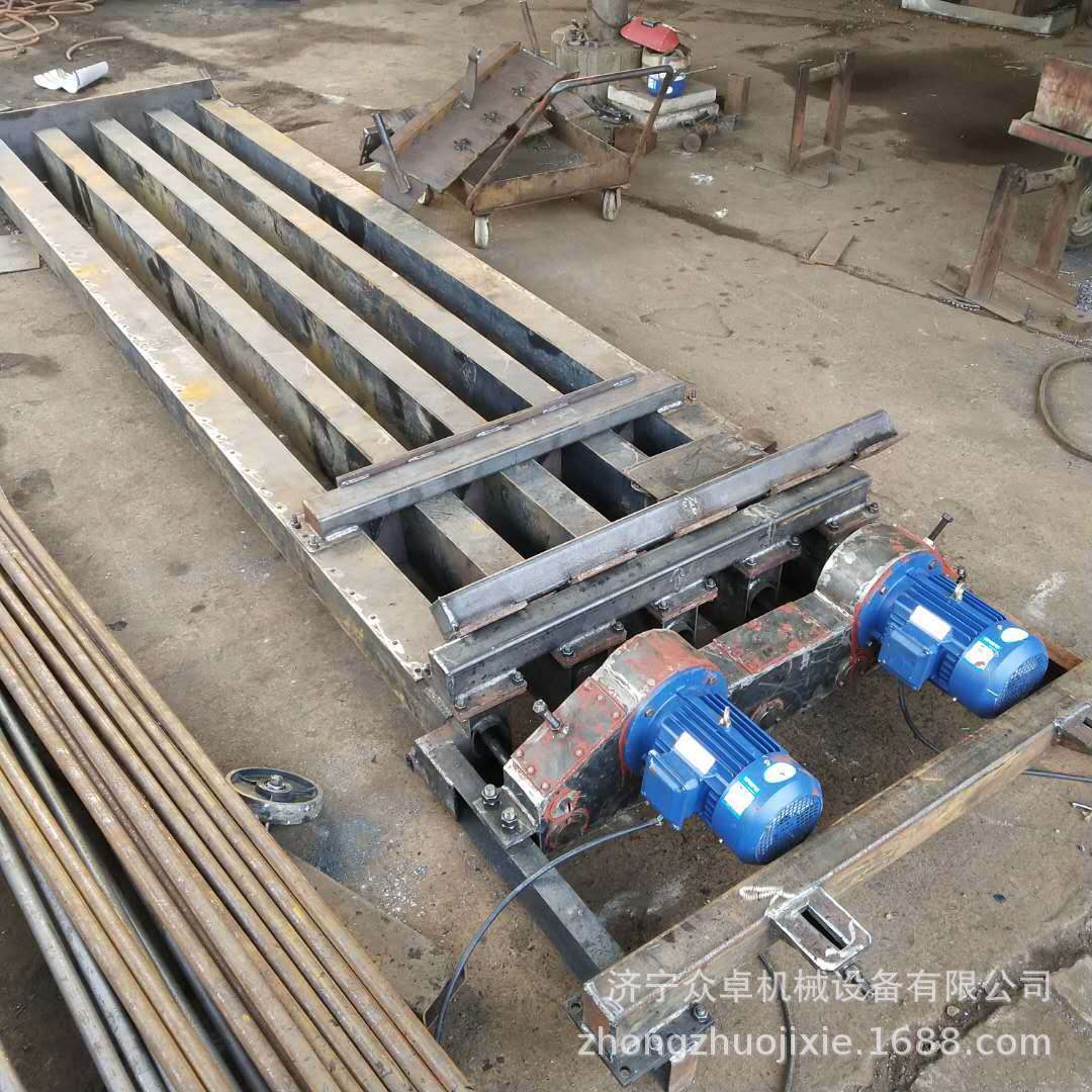 河南牧原猪舍用制梁机牧原养猪场用预制梁机混凝土实心梁模具