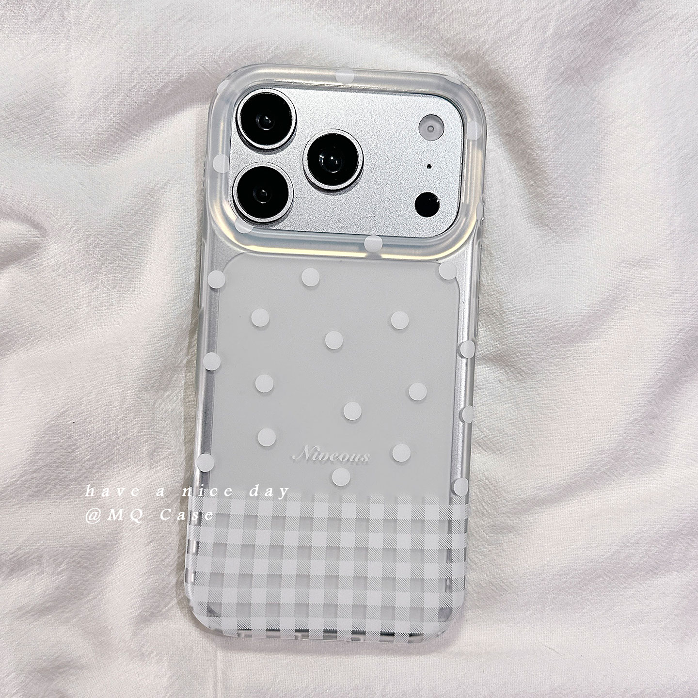 适用于iPhone简约小众ins手机壳