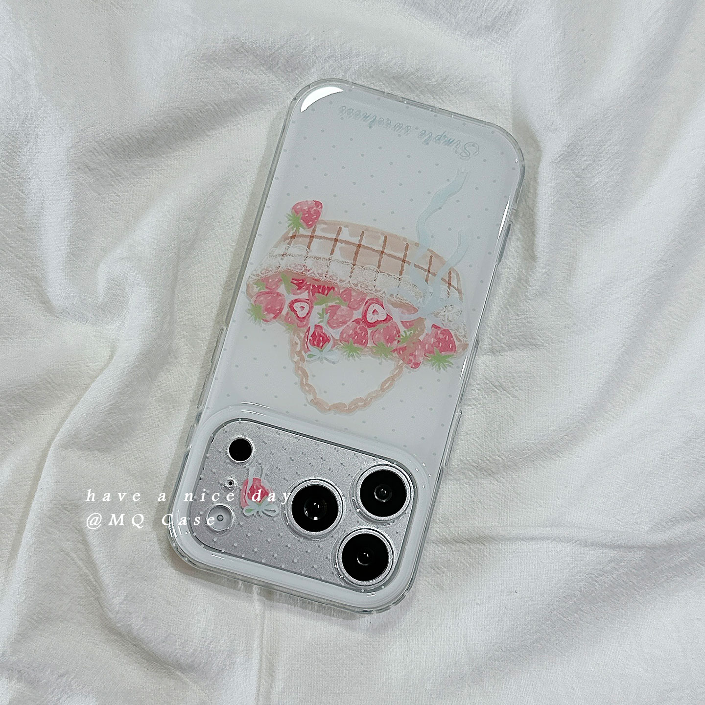 适用于iPhone可爱草莓手机壳