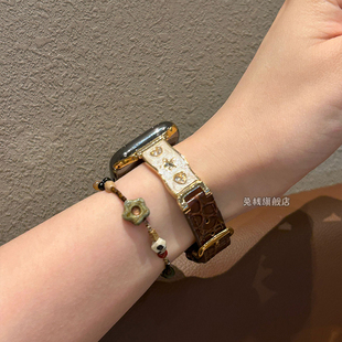 适用applewatch苹果手表iwatch表带s11镶钻鳄鱼纹s10新品颜值金属女款s9秋冬se3高级感ultra3小众质感真皮