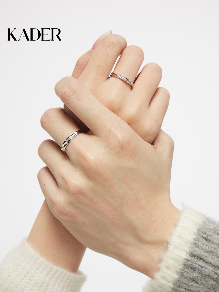 卡蒂罗共渡爱河戒指情侣款S925银素圈对戒小众生日礼物送女友男友