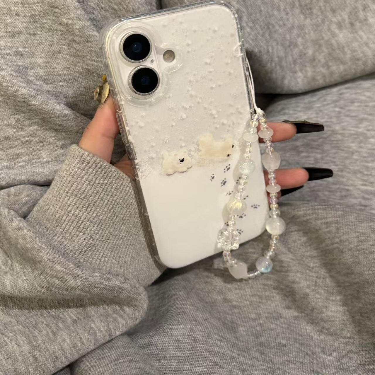 小众ins雪地小狗狗适用iPhone17promax手机壳15新款17pro网红女款13创意全包防摔16pro超好看17保护套