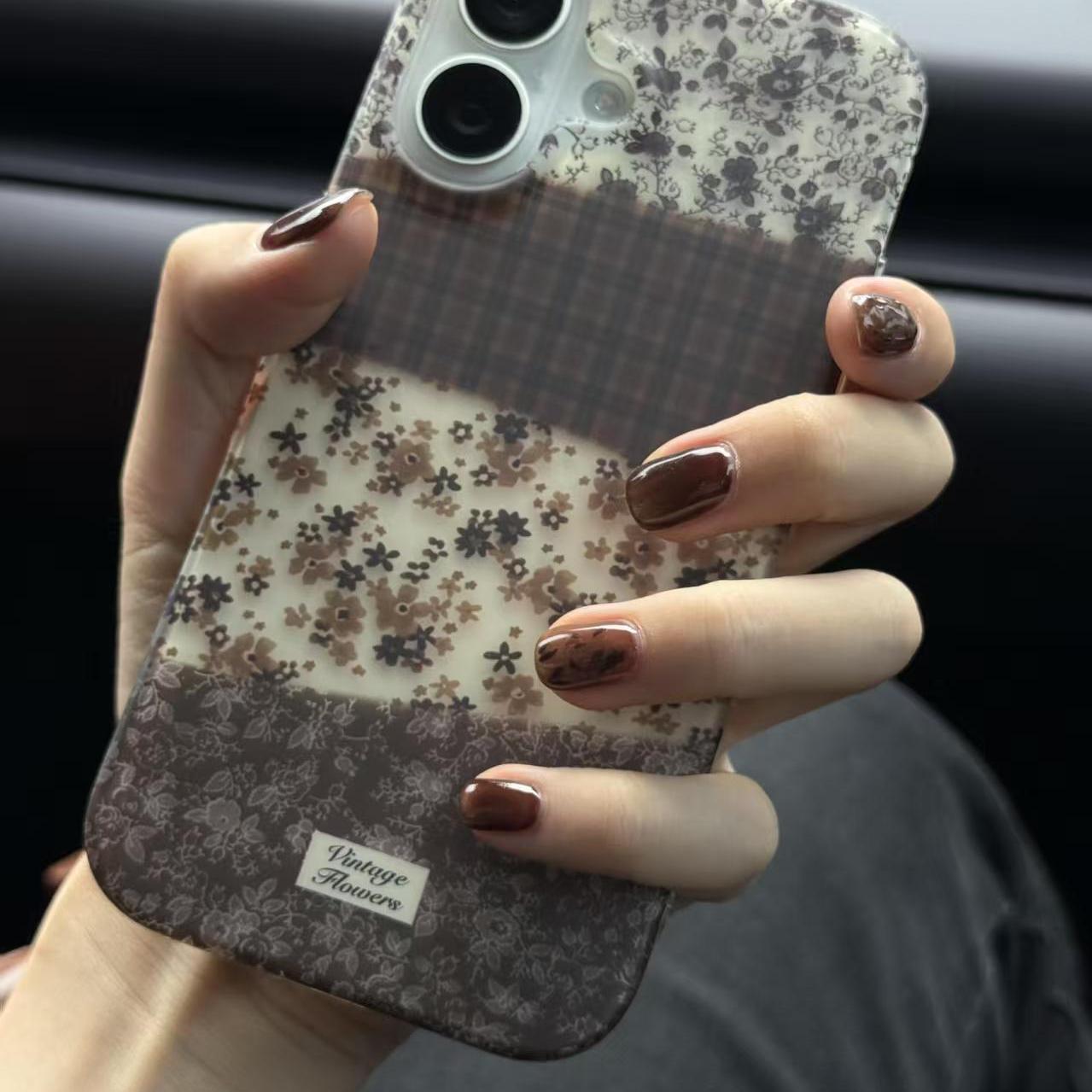 秋冬美拉德棕格纹拼接碎花适用iPhone17promax手机壳15新款17pro网红女款13创意全包防摔16pro超好看17保护套