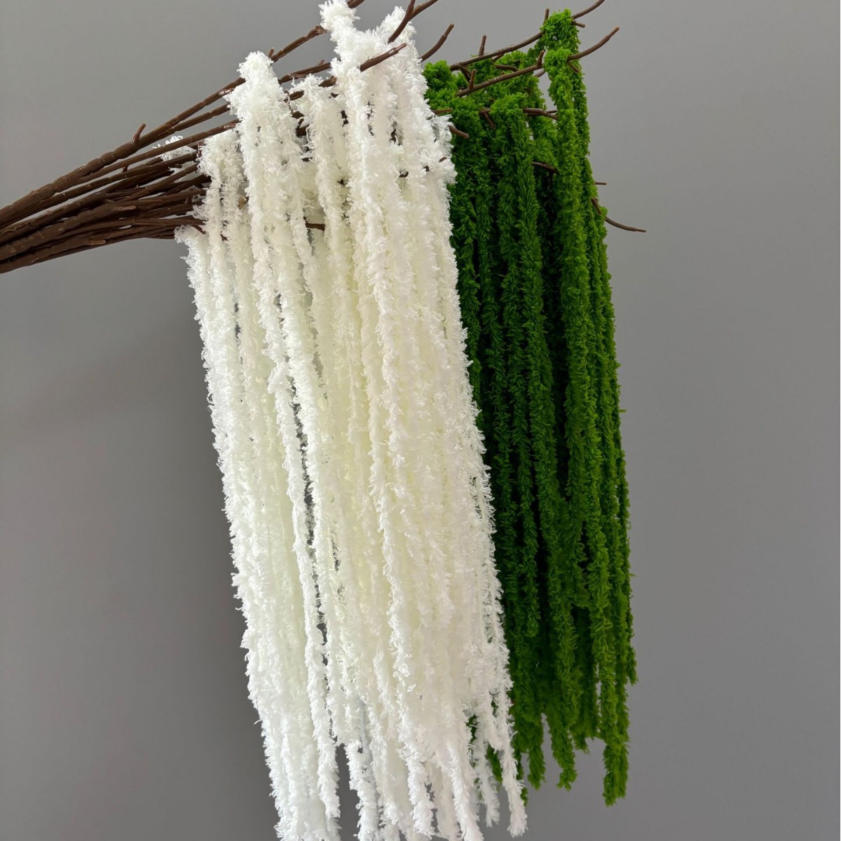 仿真花毛线团吊米婚庆插花装饰氛围小众婚礼订婚宴流苏柔丽丝