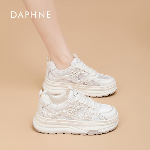 达芙妮时尚国风小白鞋女