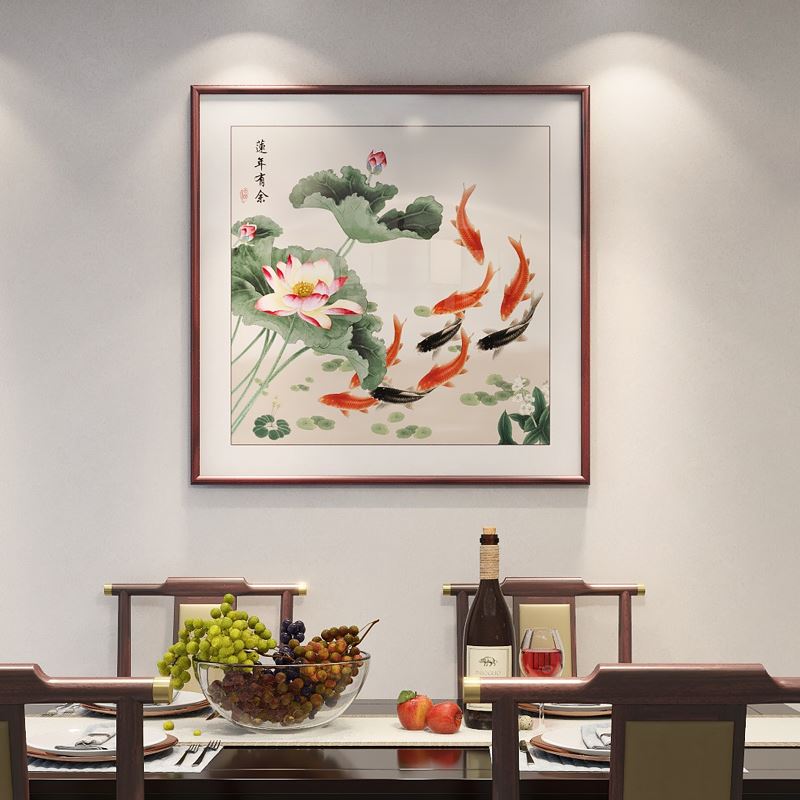 荷花鱼图新中式餐厅装饰画饭厅墙上进门玄关挂画聚财鲤鱼图手绘