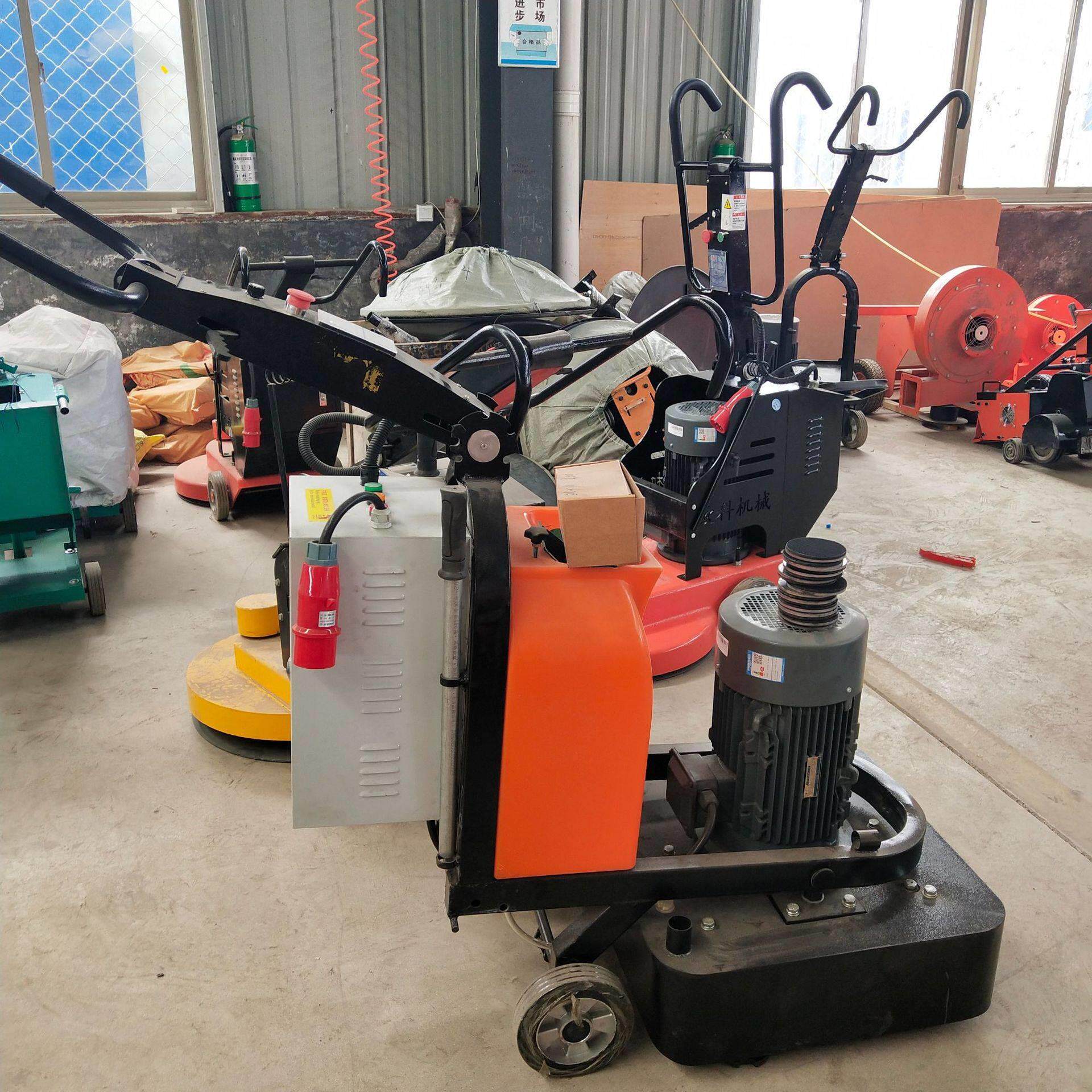 山东固化地坪打磨机厂家 混凝土硬化地坪研磨机 四盘十二磨头打磨