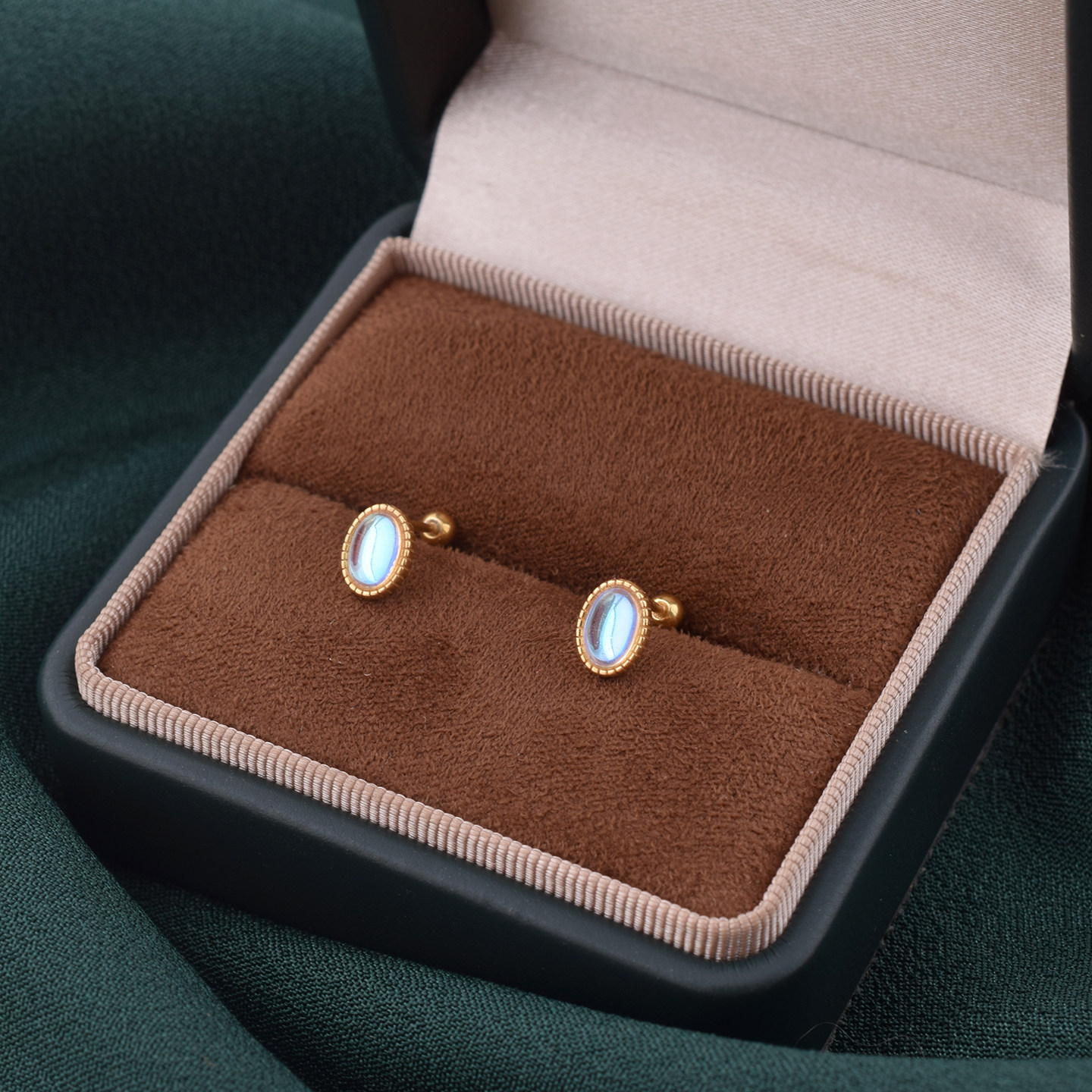 s999纯银耳钉女轻奢设计月光石耳环2025新款爆款高级感气质耳饰礼,饰品/流行首饰/时尚饰品新,耳钉,淘宝优惠券,粉丝福利购,淘宝优惠卷