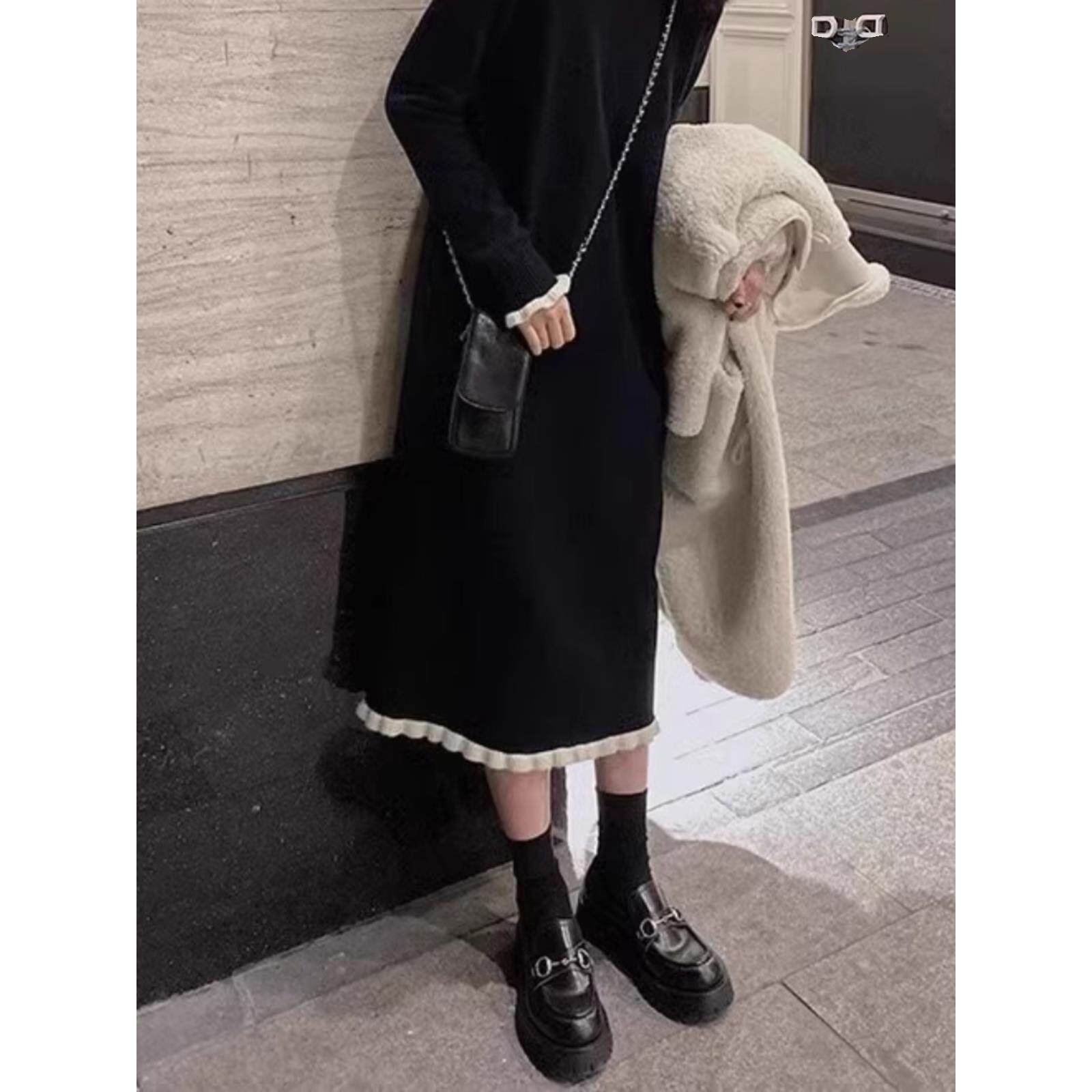 欧洲站2024新款轻奢女装高级感黑色赫本风气质针织连衣裙女秋冬季