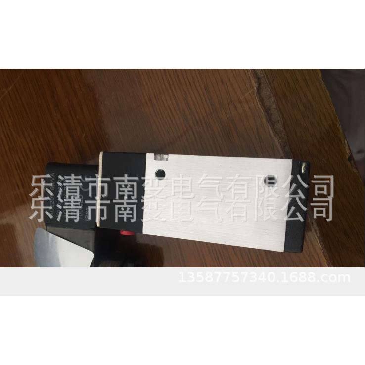 3K25D-L8L6L10C220VDC24V电磁阀电控换向阀单电控管接式电阀