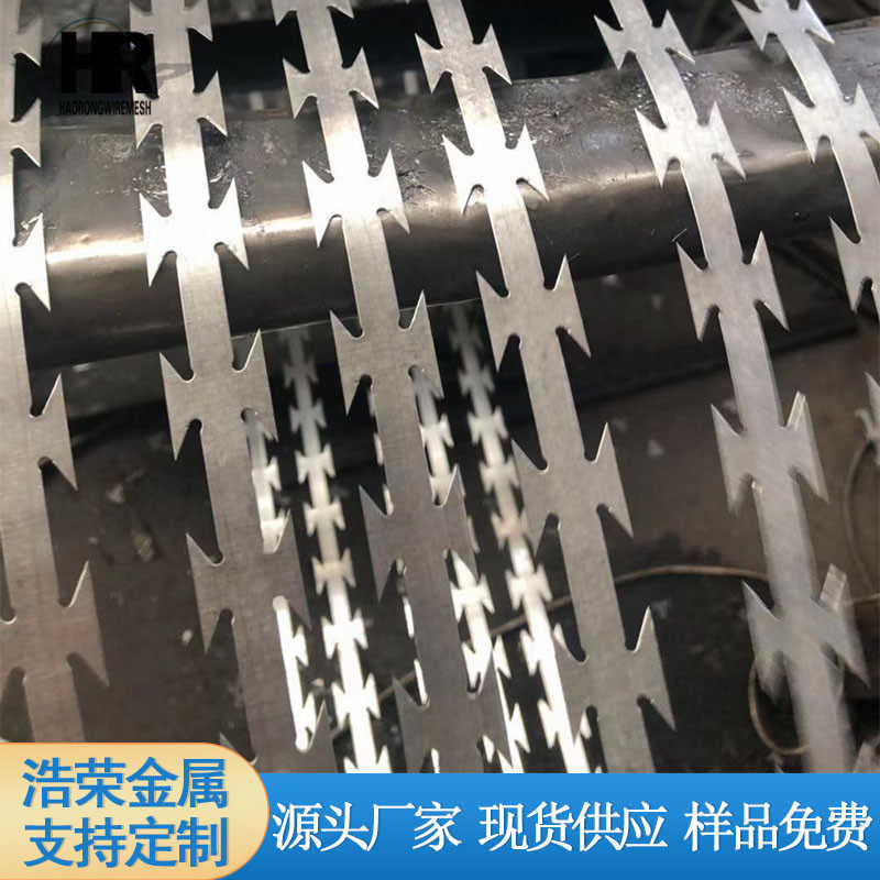 优质镀锌刀片刺丝滚笼铁路围墙蛇腹式刀片刺绳安全刺绳防护网_虎窝淘