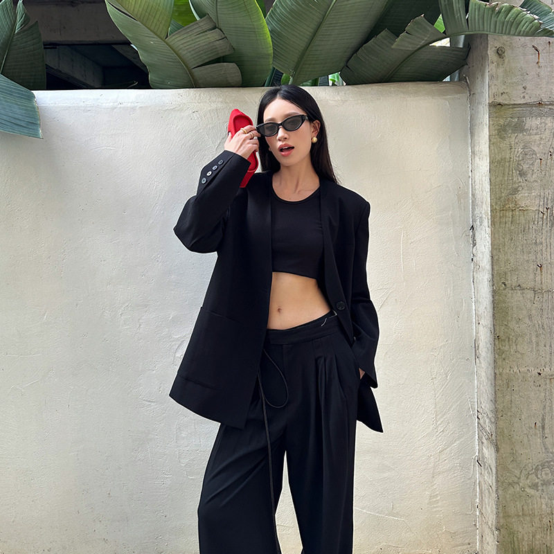 爱姐ELSISSI2025秋季新款休闲风