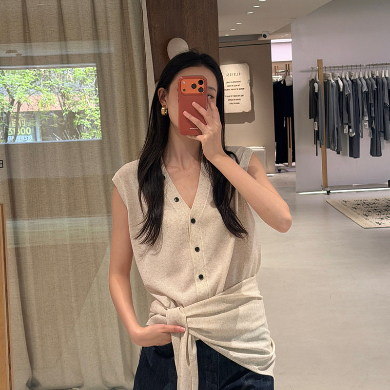 爱姐家ELSISSI围巾v领马甲针织开