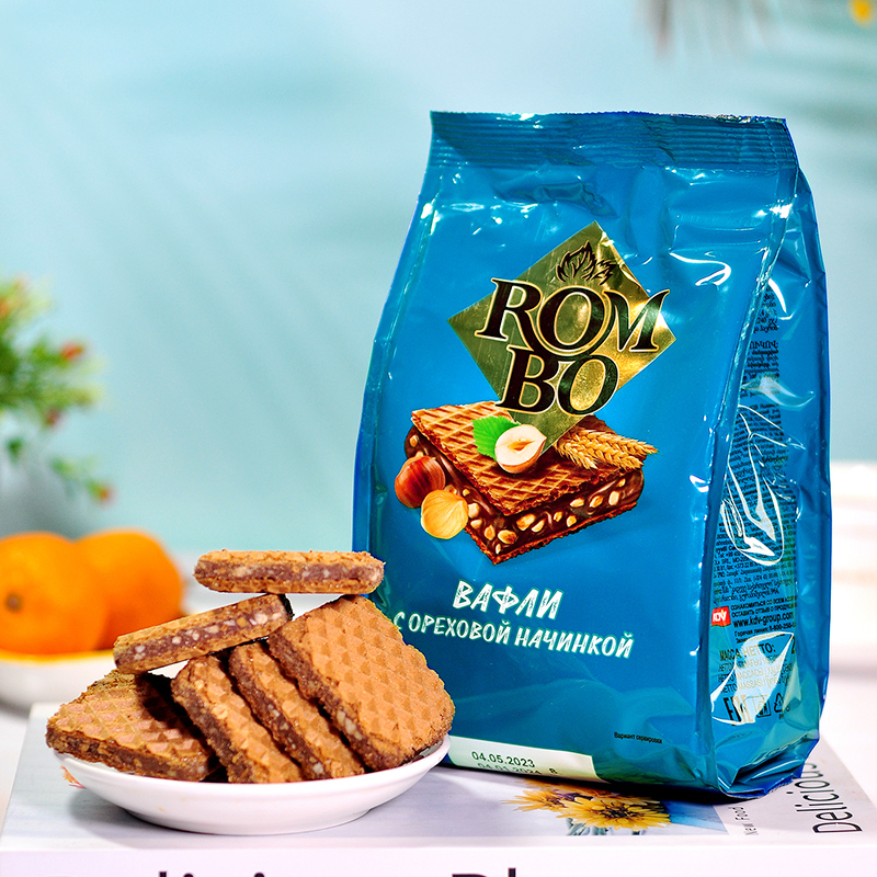 【专属】俄罗斯进口KDV榛仁巧克力夹心威化饼干可可脂办公零食
