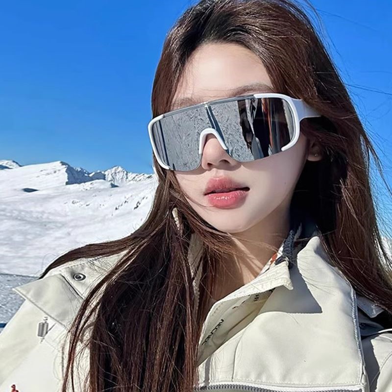 户外登山护目镜墨镜雪山骑行防风沙爬山滑雪镜太阳眼镜男女防雪盲