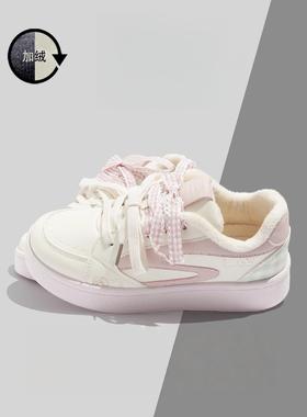 英国DHWA加绒保暖板鞋女款2025冬季新款学生百搭二棉鞋休闲小白鞋