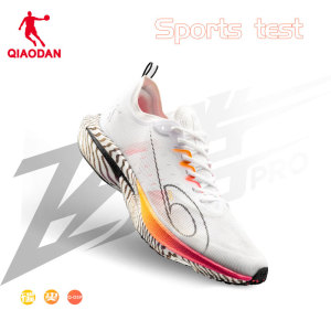 乔丹飞腾PRO场地竞速竞训碳板跑鞋运动鞋男鞋中考体测比赛跑步鞋