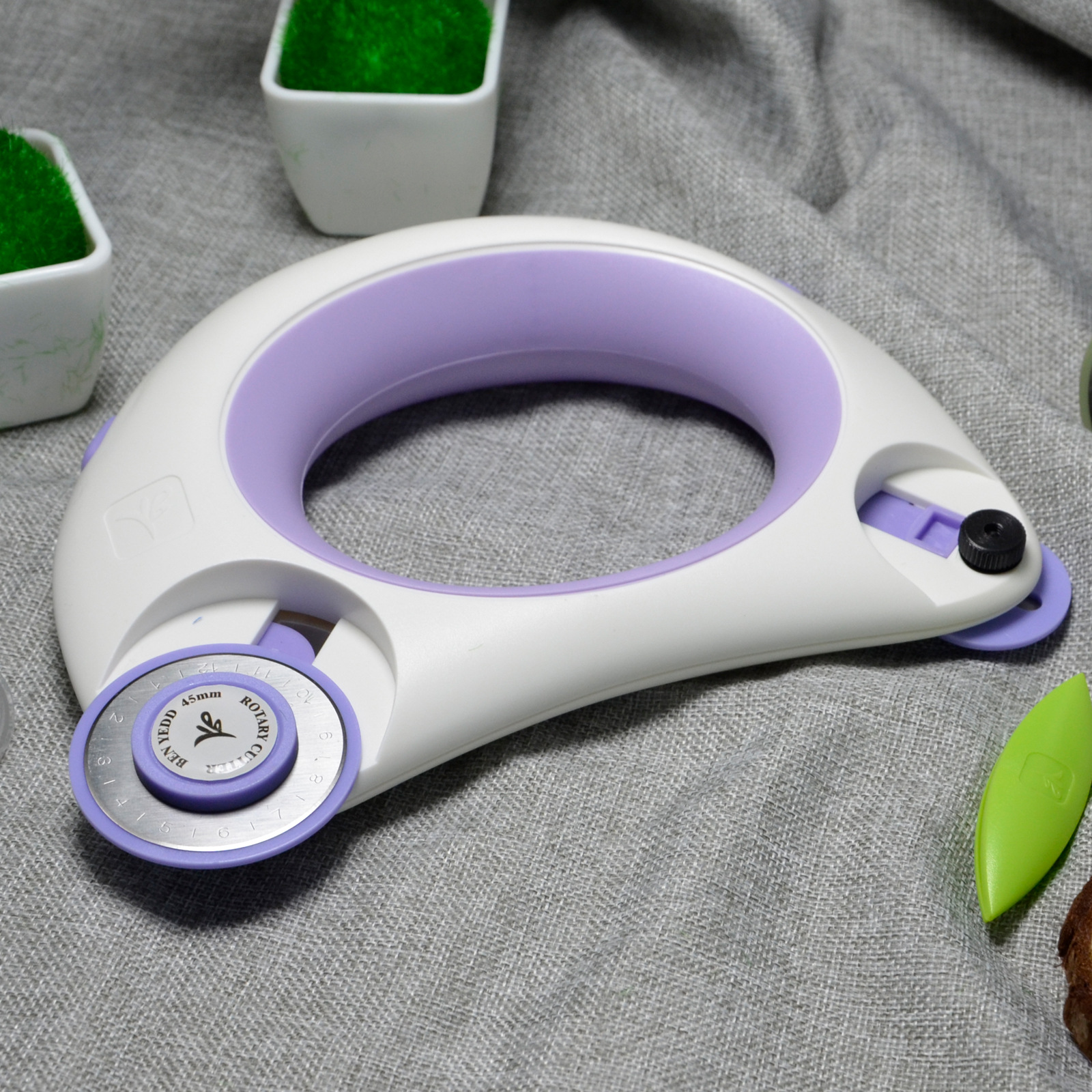 BEN YEDD裁布裁纸多功能可替换刀片双头轮刀