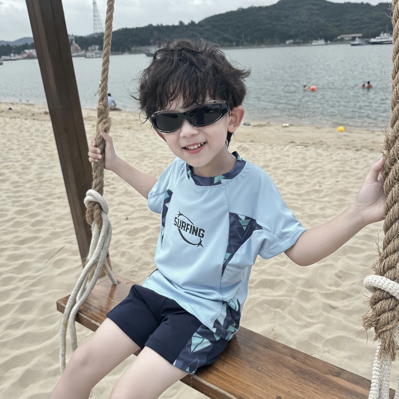 男童夏装泳衣套装2025新款儿童夏季分体中大童短袖速干海边度假